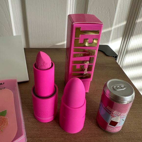 Jeffree Star Velvet Trap Lipstick & Other Goodies - Picture 7 of 12
